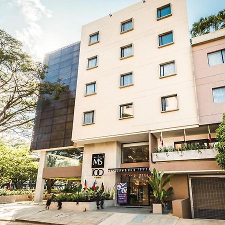 Hilton Garden Inn Cali Ciudad Jardin Exterior photo