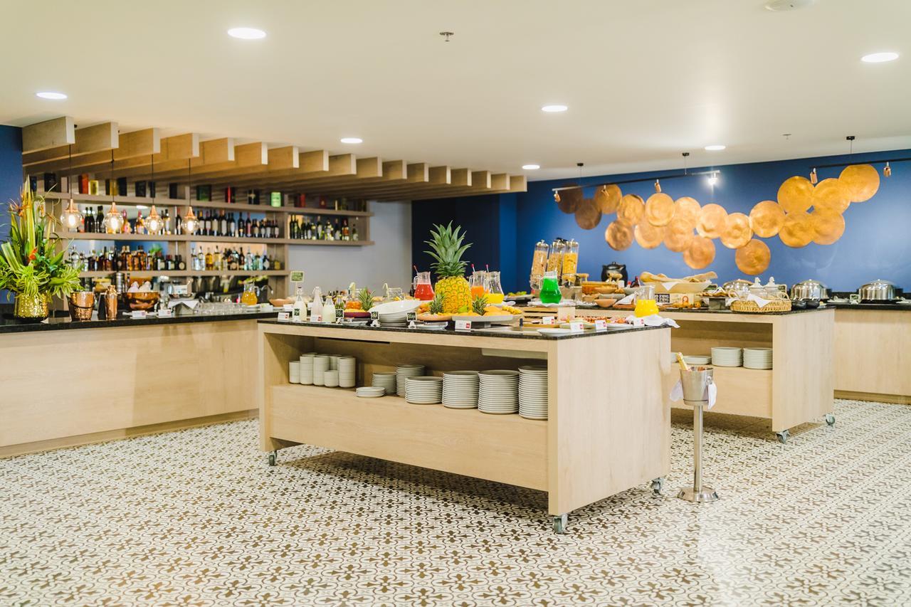Hilton Garden Inn Cali Ciudad Jardin Exterior photo